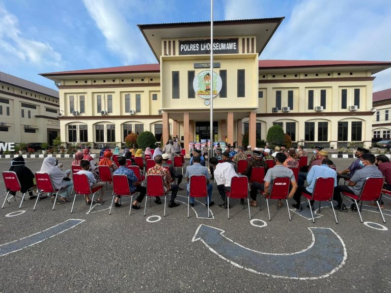 Silaturrahmi dengan Para Purnawirawan, Kapolres Lhokseumawe : Kita Adalah Keluarga Besar Polri
