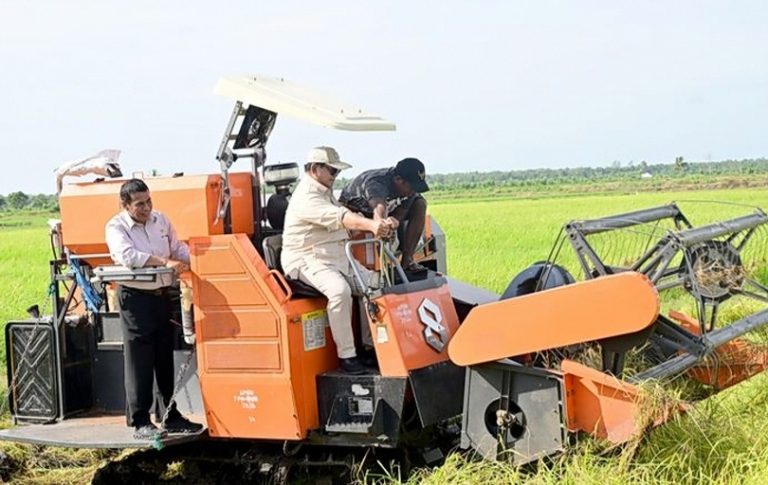 genjot-produktivitas-pertanian-kemenperin-pastikan-perkuat-industri-alsintan-22062025-181640