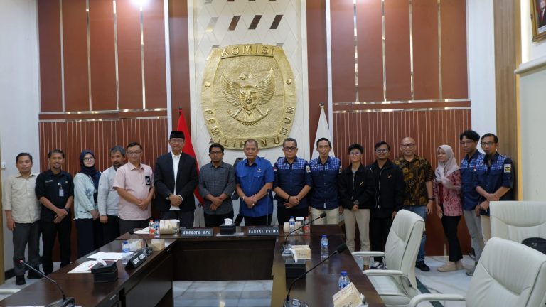 Pengurus DPP Partai PRIMA audensi dengan KPU RI